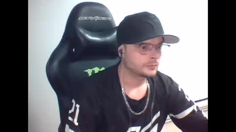 anarchyy1994 online show from 04.19.26