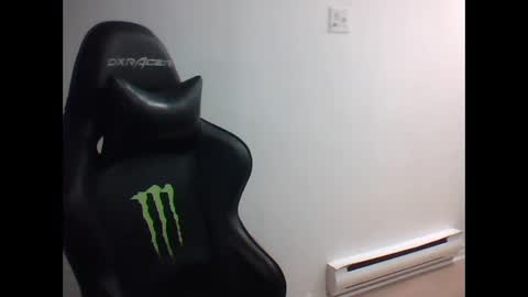 anarchyy1994 online show from 04.21.26