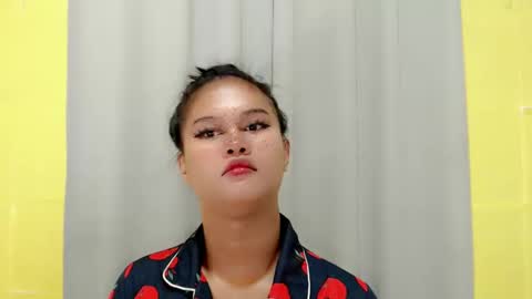 Snapshot of anaruru_ chatting on 12.13.24 ANA online show from 12.13.24