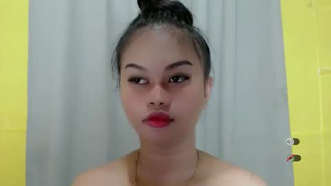 Snapshot of anaruru_ chatting on 12.29.24 ANA online show from 12.29.24