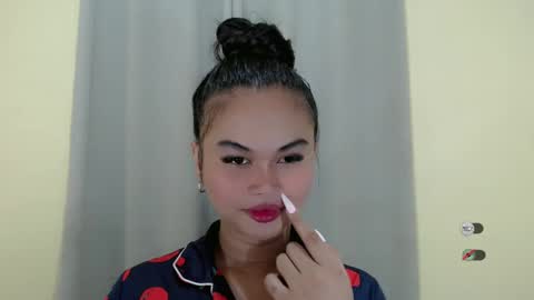 Snapshot of anaruru_ chatting on 01.29.25 ANA online show from 01.29.25