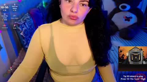 Snapshot of anaspark chatting on 10.14.25 Ana online show from 10.14.25