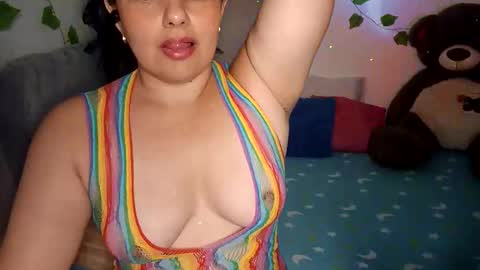 Snapshot of anaspark chatting on 11.21.25 Ana online show from 11.21.25