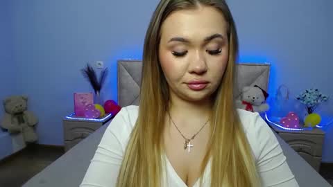 anastacyyellig online show from 01.29.25