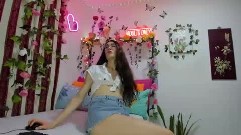 Snapshot of anasttaciia_21 chatting on 10.03.25 Independent online show from 10.03.25