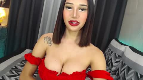 anawalters online show from 02.22.25
