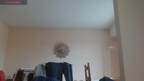 Snapshot of anax69 chatting on 02.01.26 mario online show from 02.01.26