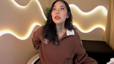 anaya_olyx online show from 09.18.25