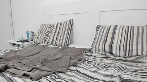 Snapshot of anayscaandy chatting on 01.30.25 Andreea online show from 01.30.25