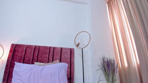 Snapshot of andracyruss chatting on 01.07.25 Andra Cyrus online show from 01.07.25