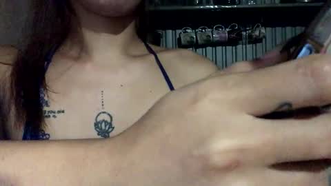 Snapshot of andrea06121998 chatting on 09.09.25 andrea06121998 online show from 09.09.25