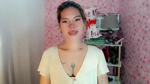 Snapshot of andrea06121998 chatting on 11.29.25 andrea06121998 online show from 11.29.25