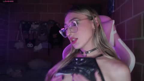 Andrea  online show from 06.11.26