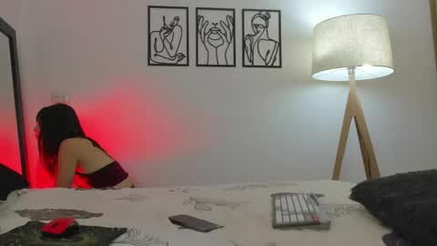 Andrea Cherry online show from 04.18.26