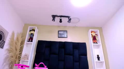 Andres Gil online show from 12.04.25