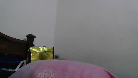 Snapshot of andrea_sweet8 chatting on 12.18.25 andrea online show from 12.18.25