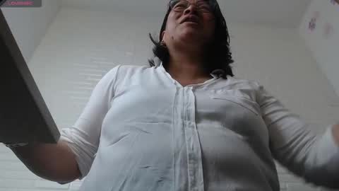 Andrea Model trainer Luxury ST online show from 12.18.25