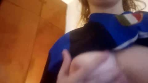 Snapshot of andreamartinssean2018 chatting on 05.17.26 andreamartinssean2018 online show from 05.17.26