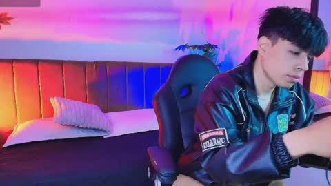 andreew_style_ online show from 04.21.26