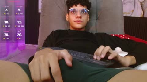 Andreh  online show from 11.23.25