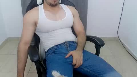 andres180950734 online show from 10.15.25