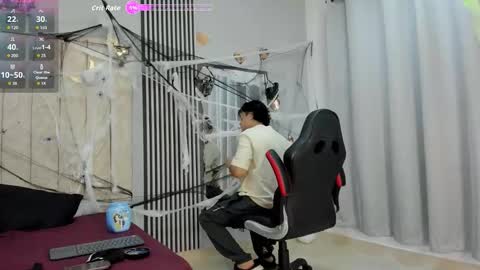 andres_cream online show from 10.20.25