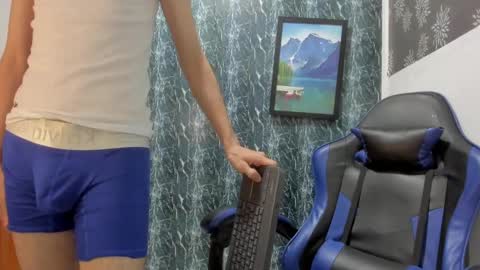 andrew_2811 online show from 09.13.25