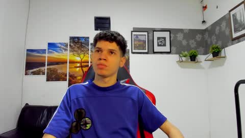 andrew_2811 online show from 12.14.25