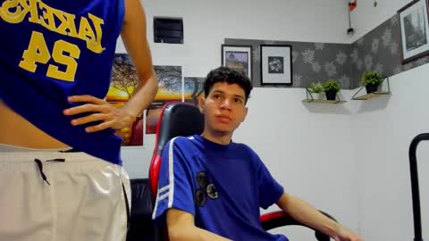 andrew_2811 online show from 12.15.25