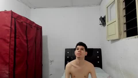 andrew_2811 online show from 05.16.26