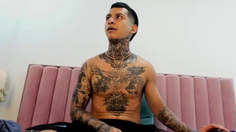 andrew_sanders69 online show from 12.21.25