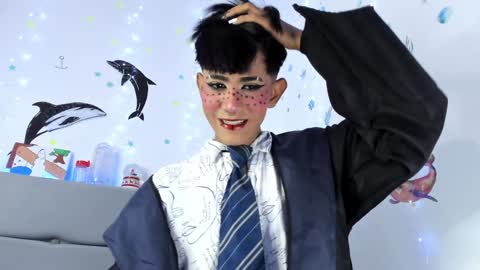 Snapshot of andrew_uwu_ chatting on 12.22.24 ANDREW independent model online show from 12.22.24