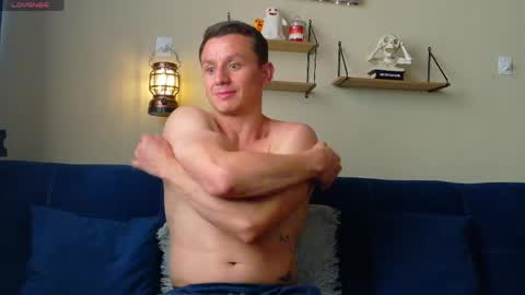 Snapshot of andrewfalcon_ chatting on 05.26.26 andrewfalcon_ online show from 05.26.26