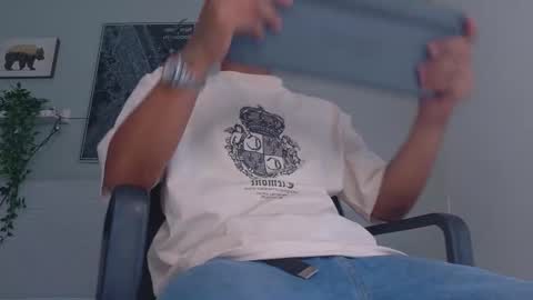 ANDREW KENNOXX online show from 02.14.26