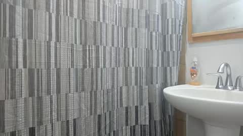 andrewo42601 online show from 10.17.25