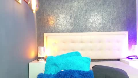   online show from 02.02.25