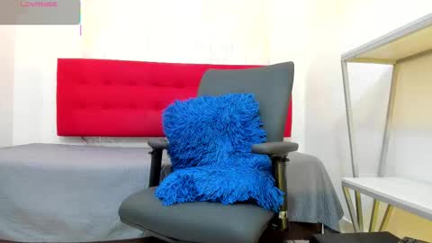   online show from 11.24.25