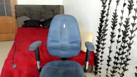 Snapshot of andrianabelle chatting on 10.19.25 andrianabelle online show from 10.19.25