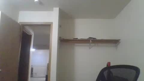 Snapshot of androidified chatting on 10.04.25 androidified online show from 10.04.25