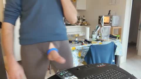 androx77 online show from 12.23.25