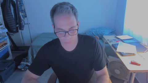 Snapshot of andy0pandi chatting on 01.11.26 Andrew online show from 01.11.26