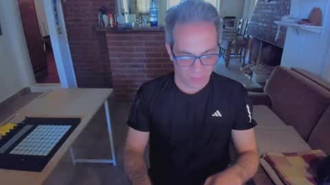 Snapshot of andy0pandi chatting on 02.20.26 Andrew online show from 02.20.26