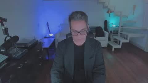 Snapshot of andy0pandi chatting on 06.12.26 Andrew online show from 06.12.26