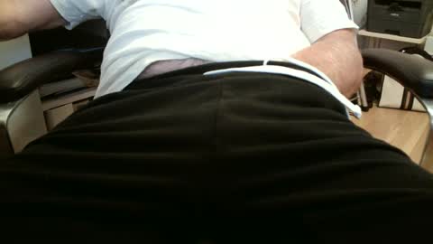 Snapshot of andy61geil chatting on 05.25.26 Kamadeva6 online show from 05.25.26