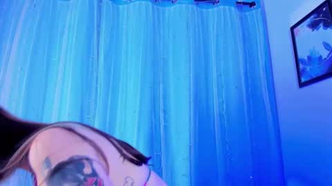 Andy bluee  online show from 02.12.25