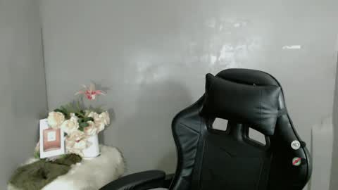 Kisha online show from 02.22.25