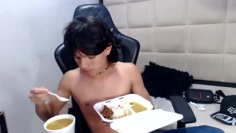 Snapshot of andy_dan1 chatting on 01.15.25 andy_dan1 online show from 01.15.25