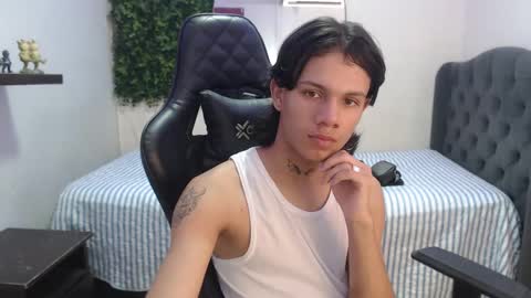 Snapshot of andy_dan1 chatting on 01.20.25 andy_dan1 online show from 01.20.25