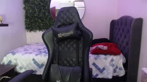 Snapshot of andy_dan1 chatting on 03.12.25 andy_dan1 online show from 03.12.25