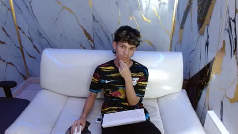 andy_dan1 online show from 04.21.26